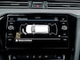 Volkswagen Passat Variant 1.5 TSI Comfort Business | Trekhaak | LED Koplampen | Keyless | Navigatie | Draadloze Telefoonlader | Parkeersensoren | Climate Control | Adaptieve Cruise Control | Metallic Lak | Lichtmetalen Velgen |