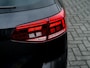 Volkswagen Passat Variant 1.5 TSI Comfort Business | Trekhaak | LED Koplampen | Keyless | Navigatie | Draadloze Telefoonlader | Parkeersensoren | Climate Control | Adaptieve Cruise Control | Metallic Lak | Lichtmetalen Velgen |