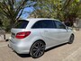 Mercedes-Benz B-klasse 180 AMG Line | 49.000KM !! | Trekhaak | Led | Navi | Leder |