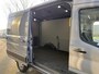 Ford Transit automaat 350 2.0 TDCI 170 pk L2H2 Limited Bijrijdersstoel - Navigatie - Apple Carplay/ Android Auto - Camera - Adaptieve Cruise Control - Laadruimtebeschermingspakket - Trekhaak