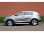 Kia Sportage 2.0 165pk X-clusive AUT. | NL-auto | Automaat | 1.600 kg trekgewicht! | Luxe! | Navigatie | Cruise control | Leder | Xenon | PDC | Centr. deurvergr. |