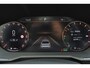Lynk & Co 01 1.5 Automaat - Panorama/schuifdak - Adaptieve Cruise control met stuurovername - Infinity Audio by Harman/Kardon - BLIS - Verwarmde voorstoelen & stuur - Adaptieve LED koplampen - Geïntegreerde dashcam voor - Elektr. bedienb. achterklep - Draadloze Apple Carplay & Android Auto - Keyless Entry & drive - 20' LMV