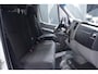 Mercedes-Benz Sprinter 311 CDI Automaat Bakwagen met Deuren 20M3 Airco, Dakspoiler, LxBxH 430x210x220 cm, NAP, 3-Zits