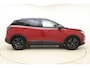 Peugeot 3008 1.6 HYbrid 225 GT Trekhaak | Panoramadak | ledeeren bekleding | Stoelverwarming + massage stoelen | Black Pack