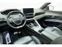Peugeot 3008 1.6 HYbrid 225 GT Trekhaak | Panoramadak | ledeeren bekleding | Stoelverwarming + massage stoelen | Black Pack