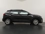 Kia Stonic 1.0 T-GDi MHEV DynamicLine Navigatie - Achteruitrijcamera - Cruise Control - Apple & Android Carplay - Virena zekerheidspakket € 895,-