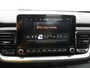 Kia Stonic 1.0 T-GDi MHEV DynamicLine Navigatie - Achteruitrijcamera - Cruise Control - Apple & Android Carplay - Fabrieksgarantie t/m 14-04-2032