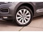 Volkswagen T-Roc 1.5 TSI Sport LED | Trekhaak | Carplay | Camera | Virtual Cockpit | PDC