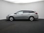Toyota Auris 1.8 Hybrid Business Plus | Airco | Parkeercamera | Navigatie | * 22-04 TB