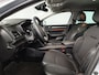 Renault Megane Estate 1.3 TCe 140 Techno | Climate control | Camera | Trekhaak | AppleCarplay AndroidAuto | LED koplampen | All season banden | Navigatie |