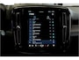 Volvo XC40 Recharge P8 AWD 300kW/408pk Aut. R-Design ADAPT.CRUISE + EL.TREKHAAK + WARMTEPOMP + 360 CAMERA + BLIS + PILOT ASSIST + GOOGLE DASHBOARD + LANE ASSIST + LEER/ALCANTARA + STOEL-&STUURVERWARMING + PARKSENSOREN V&A + 19" LM-VELGEN!!