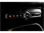 Volvo XC40 Recharge P8 AWD 300kW/408pk Aut. R-Design ADAPT.CRUISE + EL.TREKHAAK + WARMTEPOMP + 360 CAMERA + BLIS + PILOT ASSIST + GOOGLE DASHBOARD + LANE ASSIST + LEER/ALCANTARA + STOEL-&STUURVERWARMING + PARKSENSOREN V&A + 19" LM-VELGEN!!