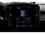 Volvo XC40 Recharge P8 AWD 300kW/408pk Aut. R-Design ADAPT.CRUISE + EL.TREKHAAK + WARMTEPOMP + 360 CAMERA + BLIS + PILOT ASSIST + GOOGLE DASHBOARD + LANE ASSIST + LEER/ALCANTARA + STOEL-&STUURVERWARMING + PARKSENSOREN V&A + 19" LM-VELGEN!!