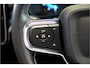 Volvo XC40 Recharge P8 AWD 300kW/408pk Aut. R-Design ADAPT.CRUISE + EL.TREKHAAK + WARMTEPOMP + 360 CAMERA + BLIS + PILOT ASSIST + GOOGLE DASHBOARD + LANE ASSIST + LEER/ALCANTARA + STOEL-&STUURVERWARMING + PARKSENSOREN V&A + 19" LM-VELGEN!!