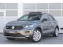 Volkswagen T-Roc 2.0 TSI 190pk DSG 4Motion Sport | Panoramadak | Trekhaak | Achteruitrijcamera | Stoelverwarming | Navigatie
