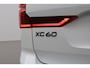 Volvo XC60 T6 Plug-in hybrid Ultra Black Edition | Luchtvering | Bowers&Wilkins | Massage | Head-Up | Panoramadak | 22 Inch