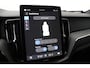 Volvo XC60 T6 Plug-in hybrid Ultra Black Edition | Luchtvering | Bowers&Wilkins | Massage | Head-Up | Panoramadak | 22 Inch