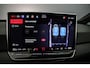 Volkswagen ID.3 Pro 204pk Automaat Adaptive cruise control, Achteruitrijcamera, LED matrix koplampen, Navigatie, Stuurwiel verwarmd, Parkeersensoren, Stoelverwarming