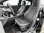 Mercedes-Benz CLA Shooting Brake 180 Luxury Line Trekhaak | Ledkoplampen | Parkeerpakket met achteruitrijcamera | Stoelverwarming. Inclusief 24 maanden Mercedes-Benz Certified garantie voor Europa.