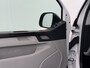 Volkswagen Transporter 2.0TDI L2H1 150pk 3-Persoons Trekhaak Airco Cruise-Control Pdc EURO 6 Comfort Betonplex Vloer Inbouwkasten Wandbetimmering 2.500 kg Trekvermogen