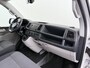 Volkswagen Transporter 2.0TDI L2H1 150pk 3-Persoons Trekhaak Airco Cruise-Control Pdc EURO 6 Comfort Betonplex Vloer Inbouwkasten Wandbetimmering 2.500 kg Trekvermogen