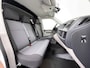 Volkswagen Transporter 2.0TDI L2H1 150pk Ecc Trekhaak Cruise-Control Verwarmde-Voorruit EURO6 Kasten-bouw Betonplex Comfortline Elektr. Ramen Centr.Vergrendeling Automatische Verlichting 2.500 kg trekvermogen