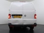 Volkswagen Transporter 2.0TDI L2H1 150pk Ecc Trekhaak Cruise-Control Verwarmde-Voorruit EURO6 Kasten-bouw Betonplex Comfortline Elektr. Ramen Centr.Vergrendeling Automatische Verlichting 2.500 kg trekvermogen