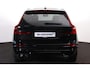 Volvo XC60 T8 Recharge AWD Ultra Black Edition - Panorama/schuifdak - IntelliSafe Assist & Surround - 360º Camera - Harman/Kardon audio - Adaptieve LED koplampen - Verwarmde voorstoelen, stuur & achterbank - Parkeersensoren voor & achter - Elektr. bedienb. voorstoelen met geheugen - Head up display - Draadloze tel. lader - Extra getint glas - Inklapbare trekhaak - 21' LMV
