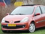 Renault Clio 1.4-16V Rip Curl ( INRUIL MOGELIJK )