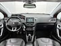 Peugeot 208 110 pk Allure | Rijklaar | Panoramadak | Lederen bekleding! | Apple Carplay | Parkeersensoren |