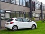 Peugeot 208 1.2 PureTech Allure ( INRUIL MOGELIJK )