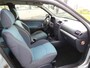 Renault Clio 1.4-16V Privilège ( INRUIL MOGELIJK )
