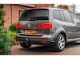 Volkswagen Cross Touran 1.4 TSI 170 PK Aut. Pano Trekhaak Clima Cruise Xenon Camera 17''