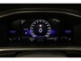 Volkswagen T-Roc Life Edition 1.5 TSI 150pk DSG Automaat Adaptive cruise control, Achteruitrijcamera, LED koplampen, App connect, Parkeersensoren, Airco, DAB, Radio