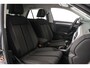 Volkswagen T-Roc Life Edition 1.5 TSI 150pk DSG Automaat Adaptive cruise control, Achteruitrijcamera, LED koplampen, App connect, Parkeersensoren, Airco, DAB, Radio