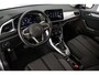 Volkswagen T-Roc Life Edition 1.5 TSI 150pk DSG Automaat Adaptive cruise control, Achteruitrijcamera, LED koplampen, App connect, Parkeersensoren, Airco, DAB, Radio