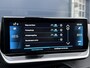 Peugeot 2008 1.2 Puretech 100pk Allure Pack | Navigatie | Camera | 17 inch | Trekhaak | Lage kilometerstand