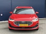 Ford Focus Wagon 1.0 EcoBoost Hybrid 155pk Powershift \ Automaat | Titanium | Navigatie | Parkeerhulp V+A | Lage kmstand!