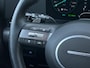 Hyundai Kona 1.6 GDI HEV 141pk DCT Comfort Smart I Stoelverwarming | Stuurverwarming | Navigatie | Camera Achter | Adaptive Cruise Control | Parkeersensoren |