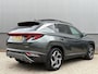 Hyundai Tucson 1.6 T-GDi PHEV 265pk AWD Premium Sky | Schuif-/Kantel Dak | Elektrisch Verstelbare Stoelen (Memory) | Stoelverwarming Voor & Achter | 360° Camera |