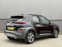 Hyundai Kona GDI 141pk HEV 2WD Fashion | Head-Up Display | All-Season Banden | Adaptive Cruise Control | Camera Achter | Navigatie | KRELL Premium Audiosysteem |