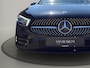 Mercedes-Benz A-klasse 180 Business Solution AMG Pano | Stoelverwarming | 19 "| Parksensors V+A | Widescreen | Led | Camera |