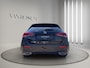 Mercedes-Benz A-klasse 180 Business Solution AMG Pano | Stoelverwarming | 19 "| Parksensors V+A | Widescreen | Led | Camera |