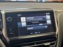Peugeot 208 1.2 PURETECH ACTIVE NAVIGATIE CRUISE CONTROL AIRCO BLUETOOTH TELEFOON APPLE CARPLAY/ANDROID AFN. TREKHAAK 15"LICHTMETALEN VELGEN ZEER MOOI !!