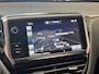 Peugeot 208 1.2 PURETECH ACTIVE NAVIGATIE CRUISE CONTROL AIRCO BLUETOOTH TELEFOON APPLE CARPLAY/ANDROID AFN. TREKHAAK 15"LICHTMETALEN VELGEN ZEER MOOI !!
