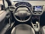 Peugeot 208 1.2 PURETECH ACTIVE NAVIGATIE CRUISE CONTROL AIRCO BLUETOOTH TELEFOON APPLE CARPLAY/ANDROID AFN. TREKHAAK 15"LICHTMETALEN VELGEN ZEER MOOI !!