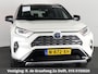 Toyota RAV4 2.5 Hybrid AWD Bi-Tone | 1650 KG trekgewicht | Trekhaak | Parkeersensoren | Apple Carplay & AndroidAUTO | Adapt.Cruise Control |
