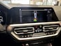 BMW 3-Serie TOURING 330E XDRIVE 4X4 PHEV HIGH EXECUTIVE M PAKKET LEDER/ALCANTARA NAVIGATIE CRUISE CONTROL PANORAMA SCHUIF/KANTELDAK APPLE CARPLAY/ANDROID KEYLESS GO UITKLAPBARE TREKHAAK PDC ZEER MOOI !!