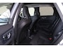 Volvo XC60 T6 Recharge AWD Plus Dark - Panorama/schuifdak - IntelliSafe Assist & Surround - 360º Camera - Harman/Kardon audio - Verwarmde voorstoelen, stuur & achterbank - Parkeersensoren voor & achter - Elektr. bedienb. voorstoelen met geheugen - Head up display - Draadloze tel. lader - Extra getint glas - 19' LMV