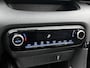 Toyota Yaris 1.5 Hybrid Dynamic Limited | Stoelverwarming | Camera | Apple Carplay / Android Auto | SL 88